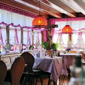 Blick in die Stube des Gasthaus goldener Engel im Glottertal